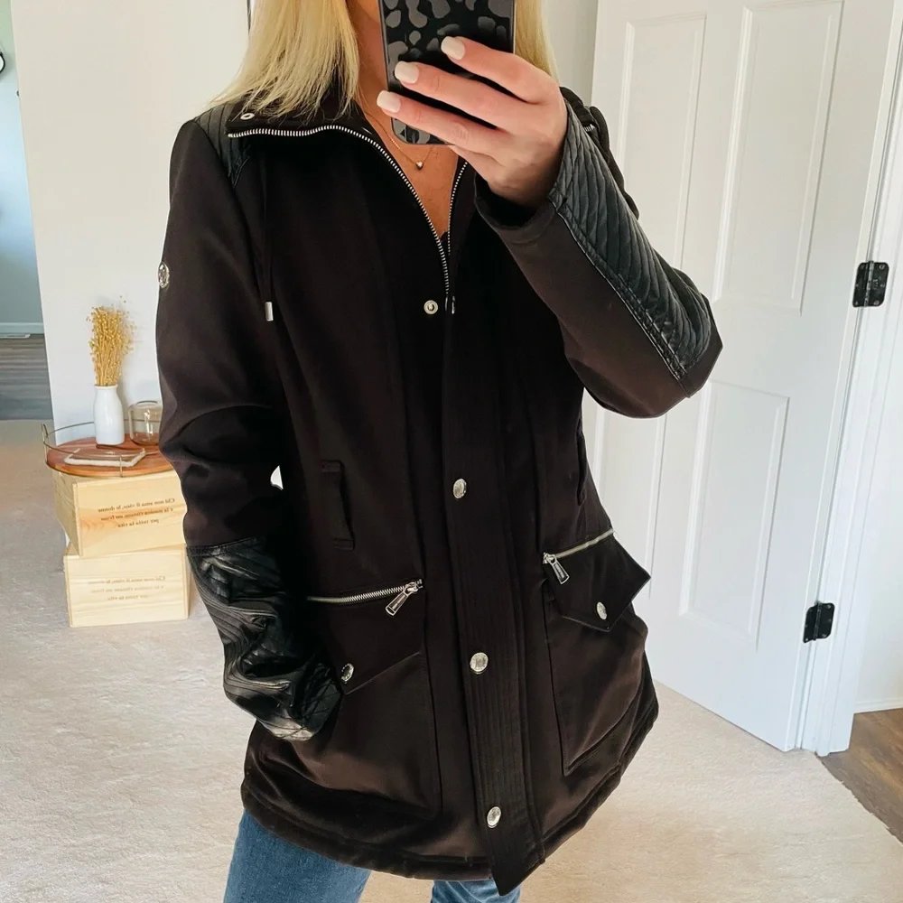 MICHAEL Michael Kors Quilted Sleeve Waterproof Coat Black Size Small - Picture 4 of 7